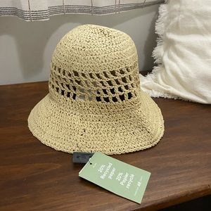 NWT straw bucket hat 👒